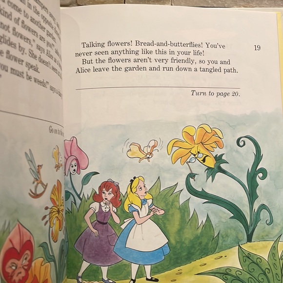 Vintage Alice in Wonderland Choose Your Own Adventure - Picture 5 of 6